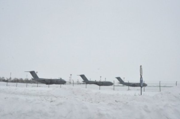 Aterizare de urgenţă, la Kogălniceanu: o aeronavă militară a avut nevoie de asistenţă